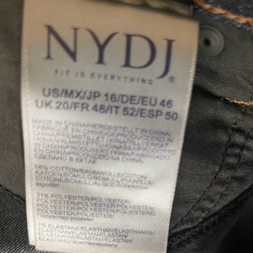NYDJ Women's Skinny Dark Wash Jeans Size 16 Lift x Tuck Style NWOT - Picture 5 of 6